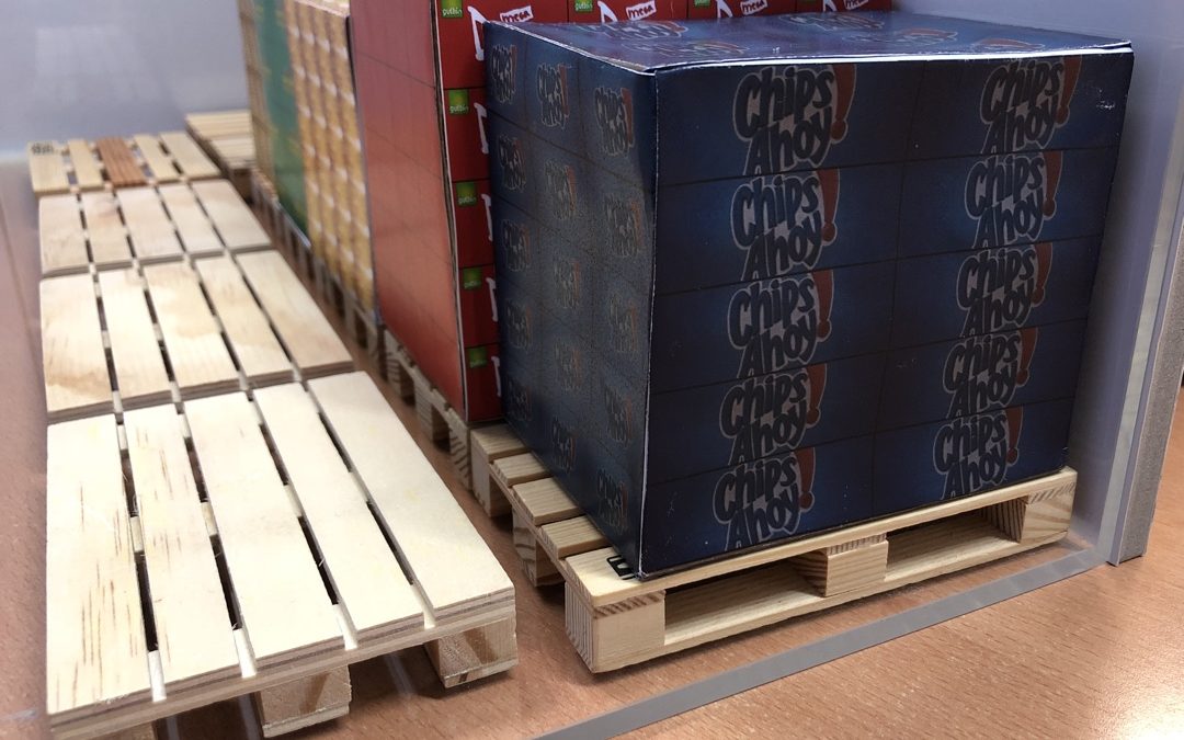 comparativa entre la maqueta a escala 1/10 y la maqueta digital en realidad virtual