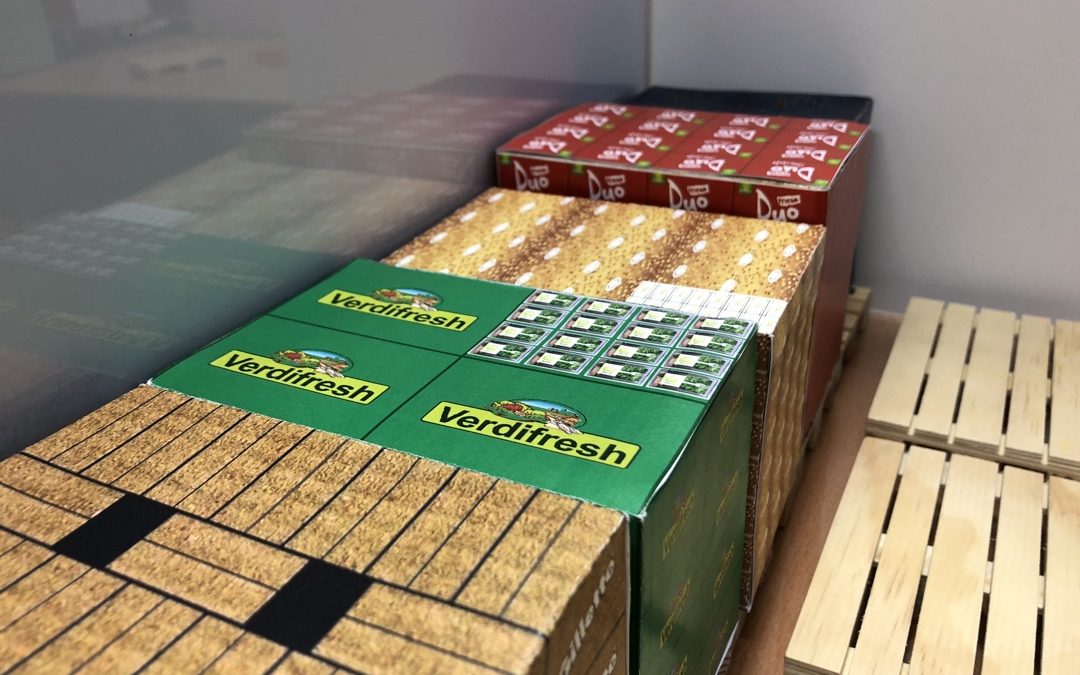 comparativa entre la maqueta a escala 1/10 y la maqueta digital en realidad virtual